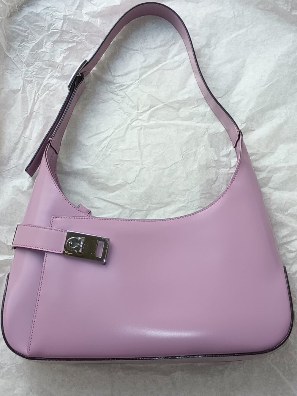 Ferragamo Hobo Shoulder Bag - Picture 2 of 11